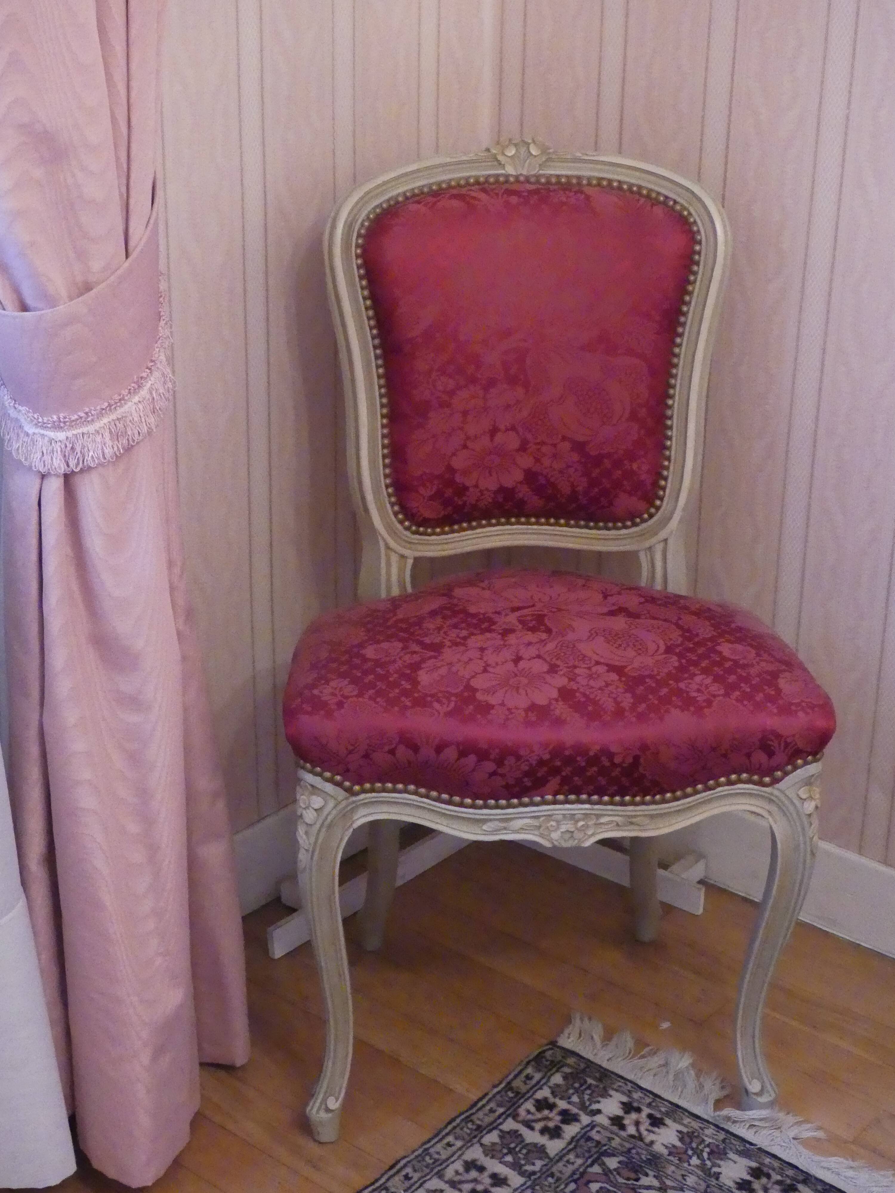 Pair of Louis XV amrchairs