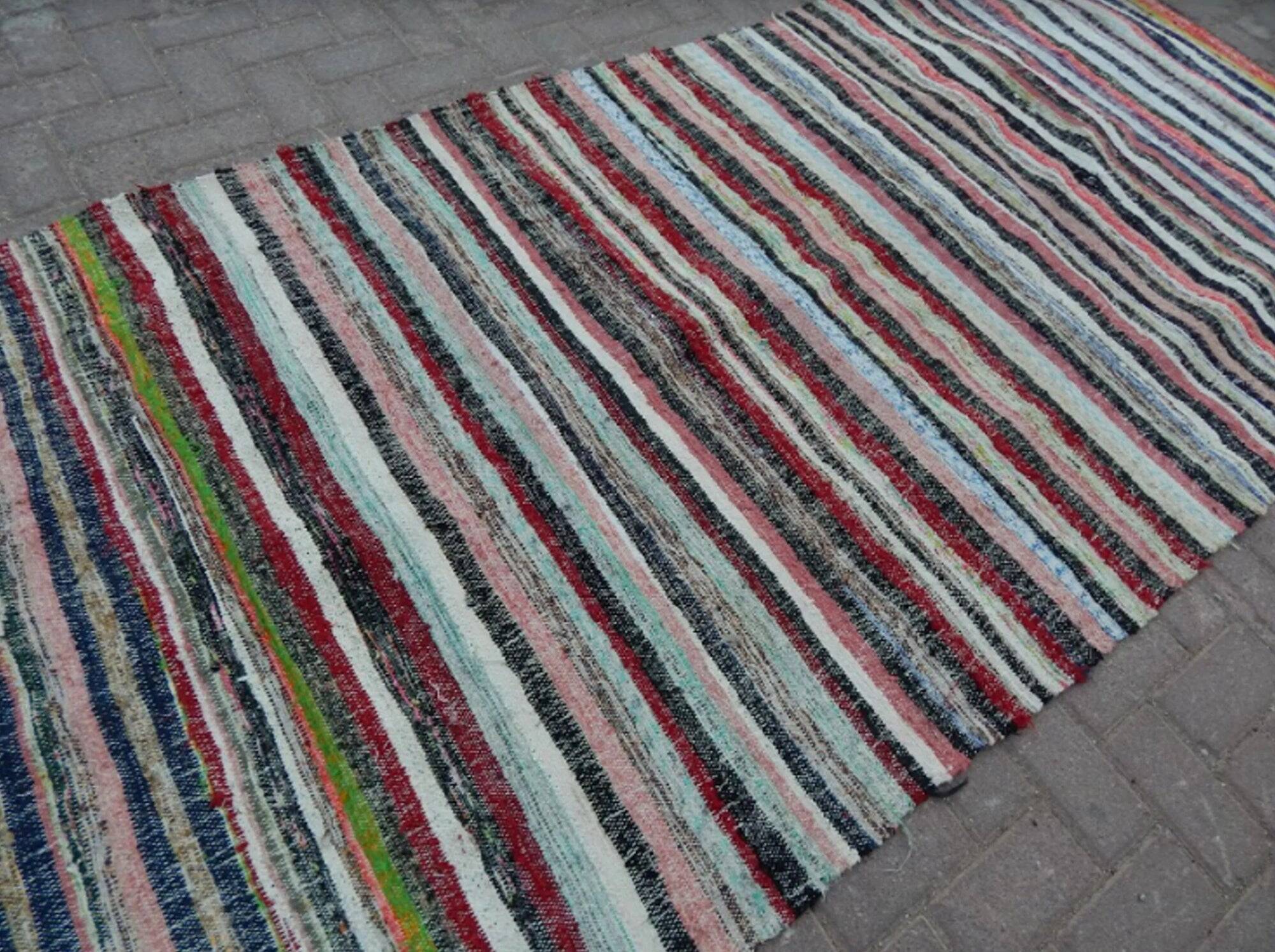 Vintage Turkish handmade rug 130x282 cm