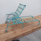 Lot 2 chaises longues anciennes fer forgé et ses 2 guéridons