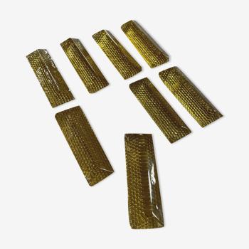 Set of tinted glass knife rests