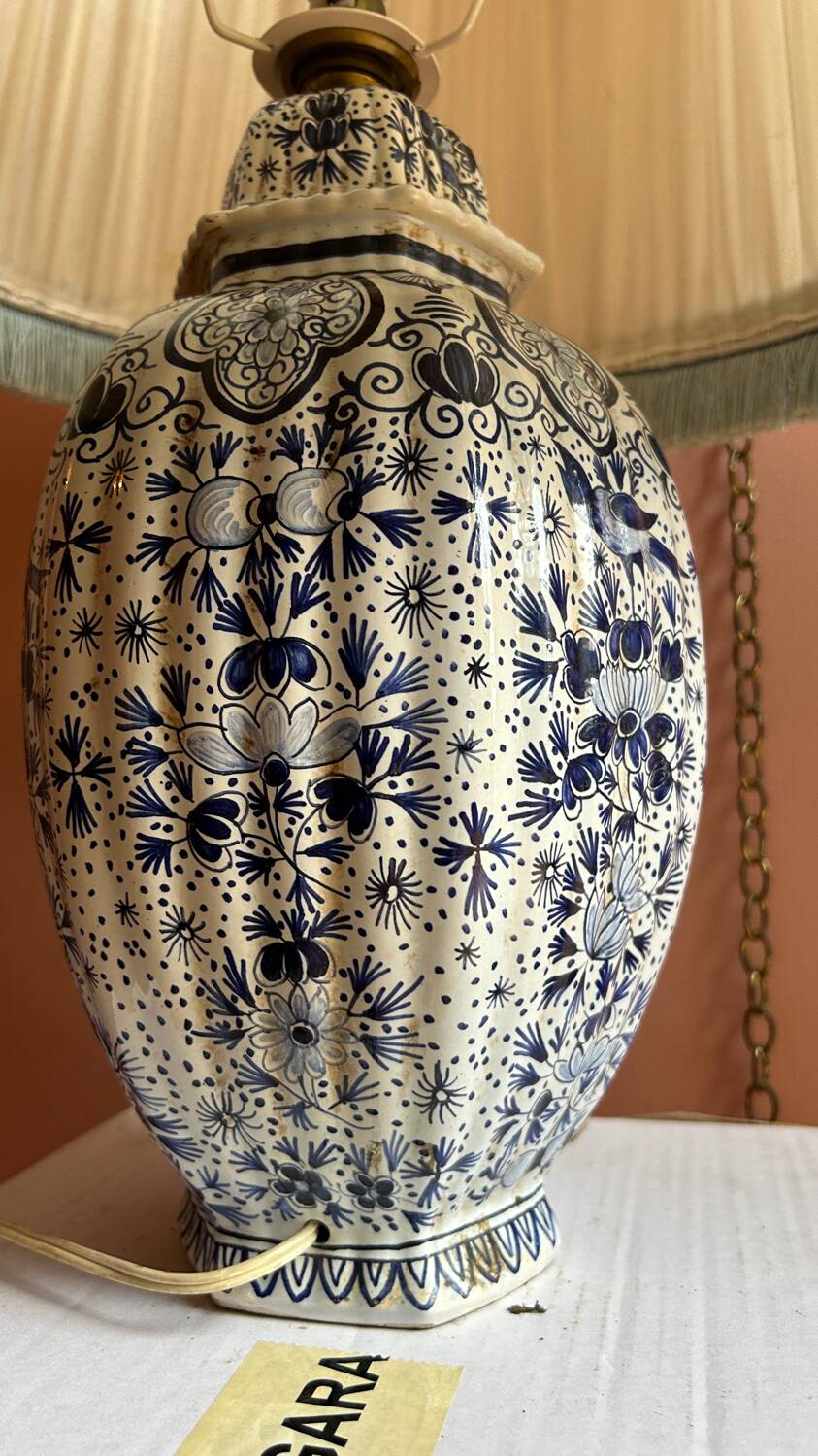 Antique porcelain lamp