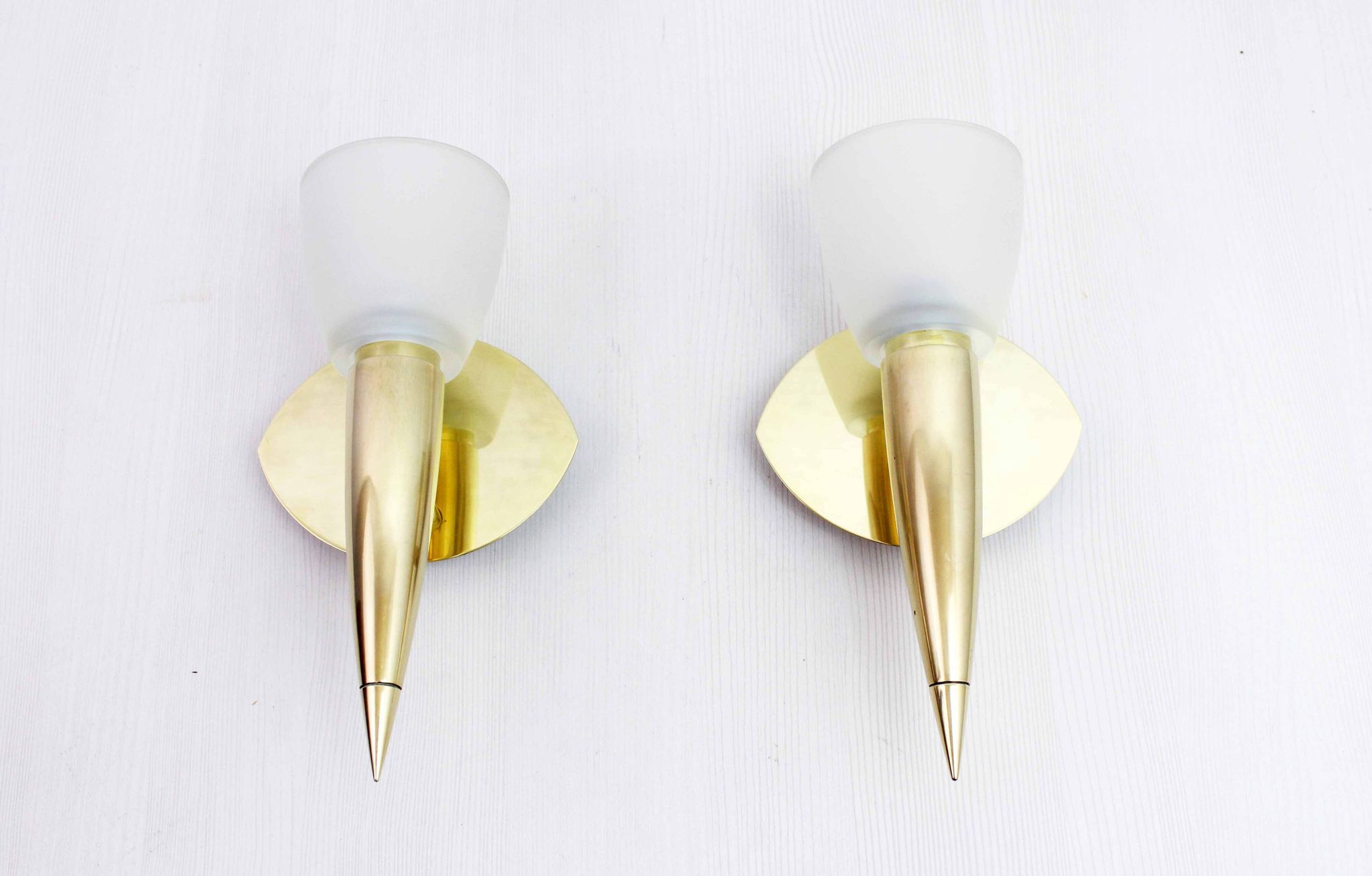 Pair of leola brass and glass wall lights, italy 1970