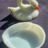 Swan bombonniere in opaline Vallerysthal
