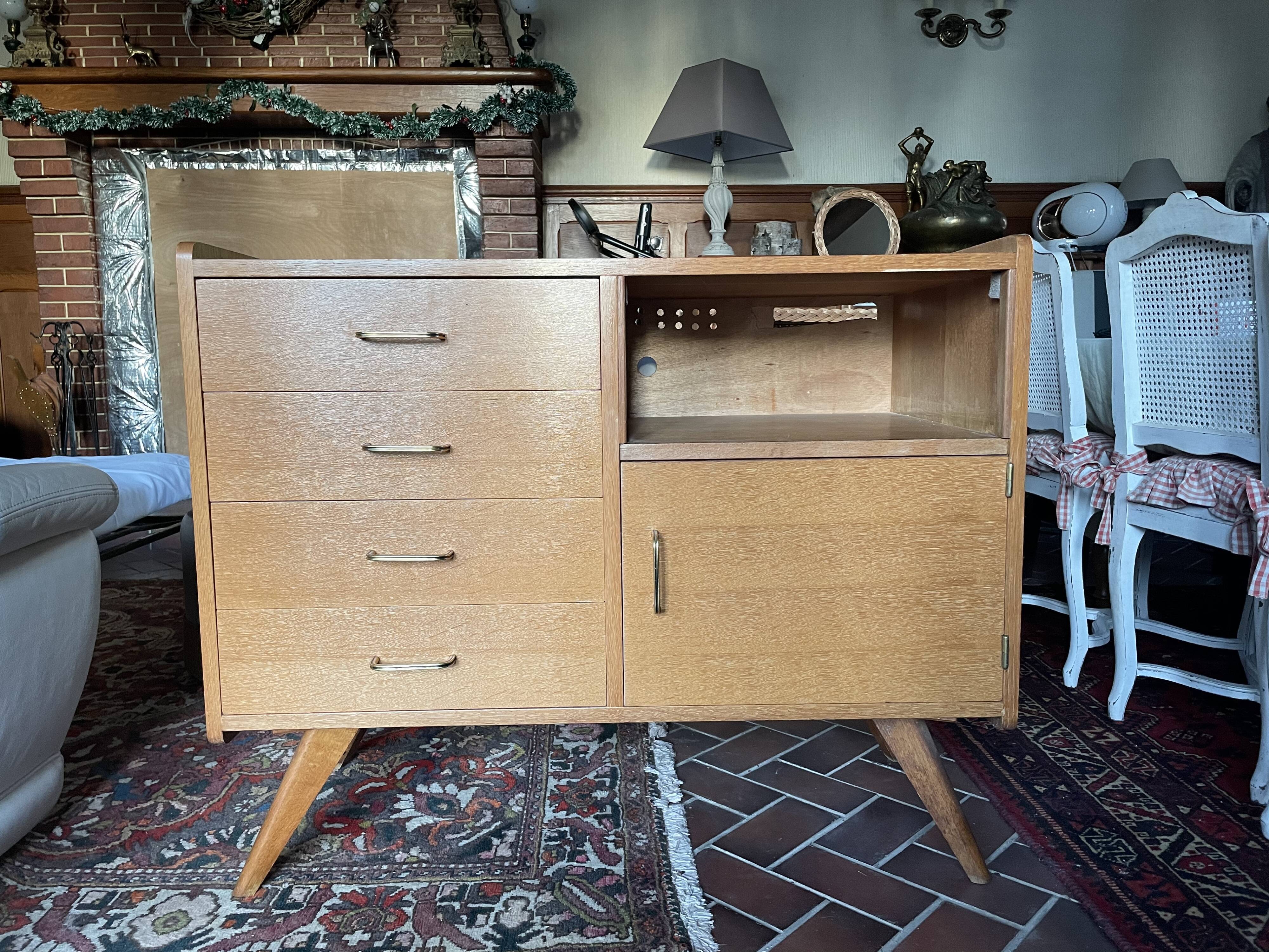 Vintage buffet