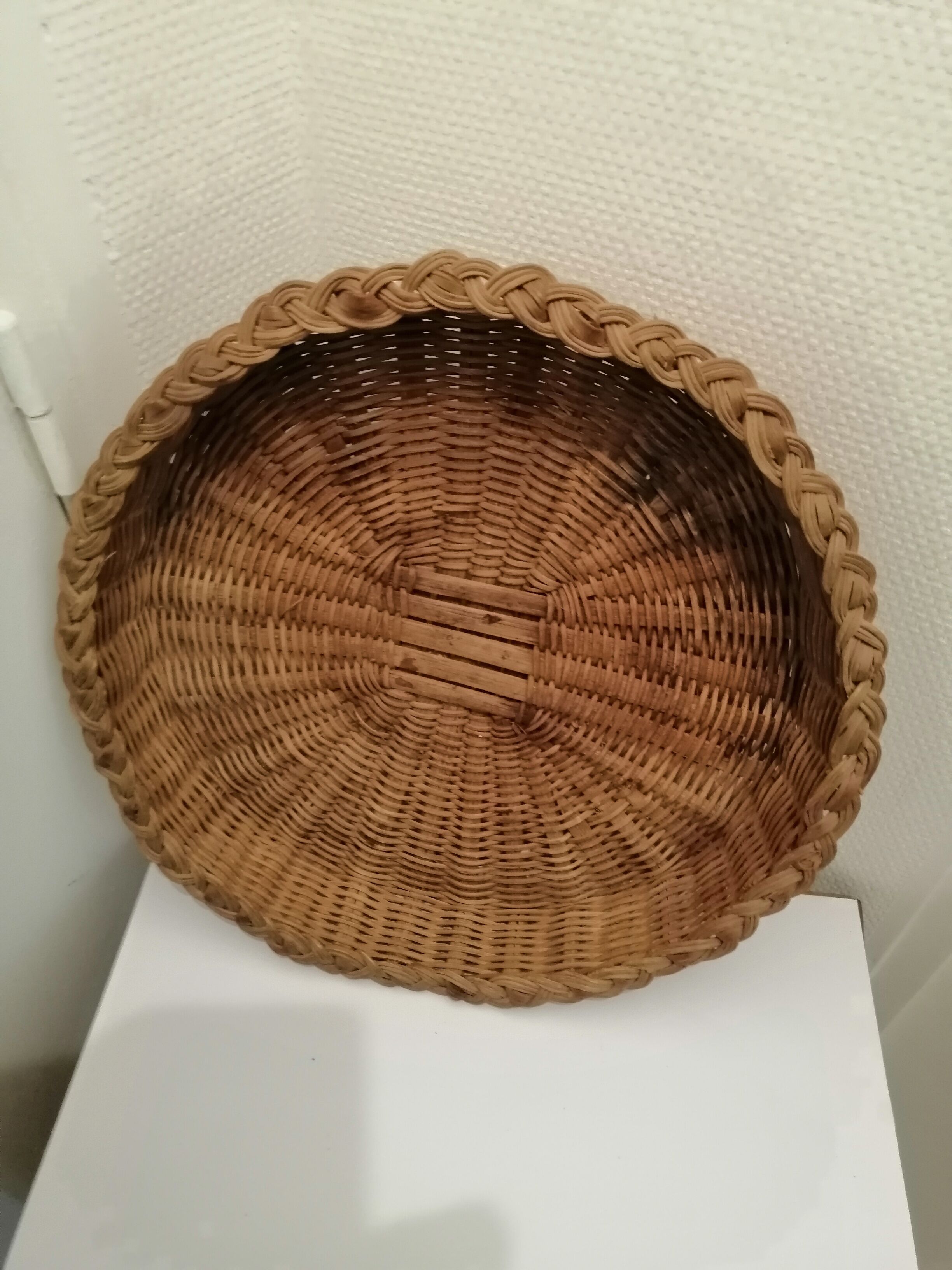 Wicker basket