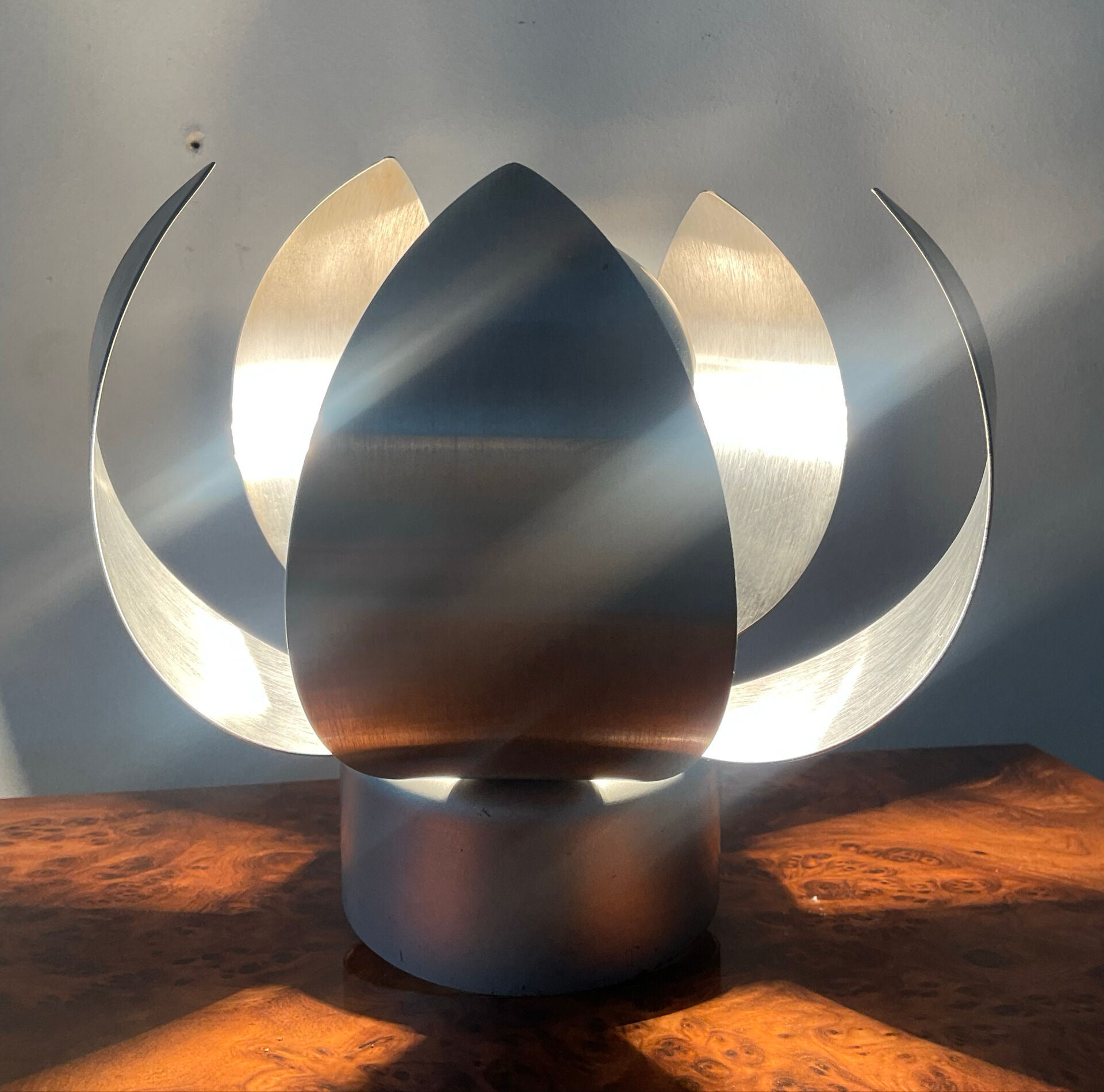 Plafonnier ou applique Lotus vintage en aluminium brossé