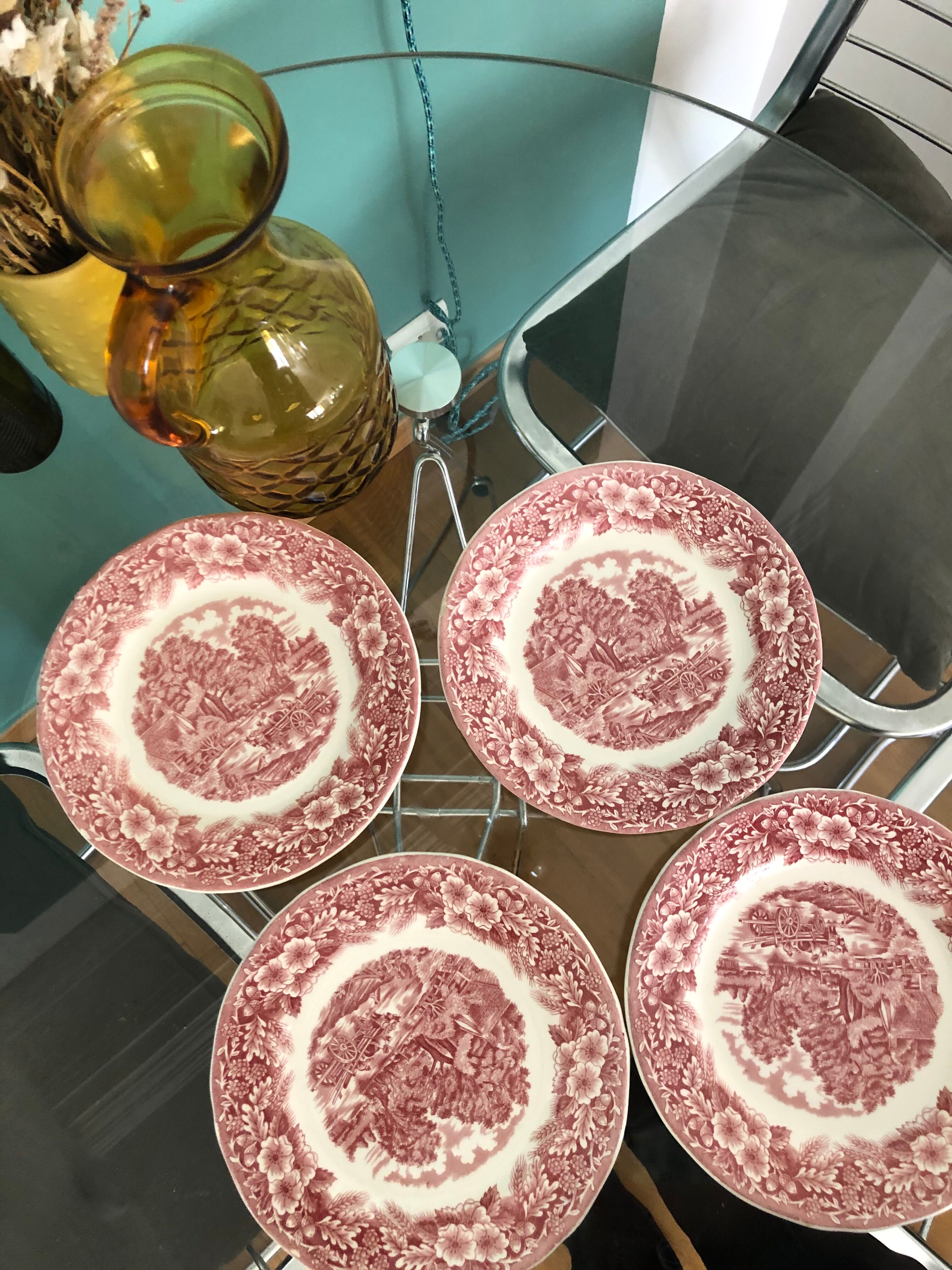 4 red vintage dessert plates