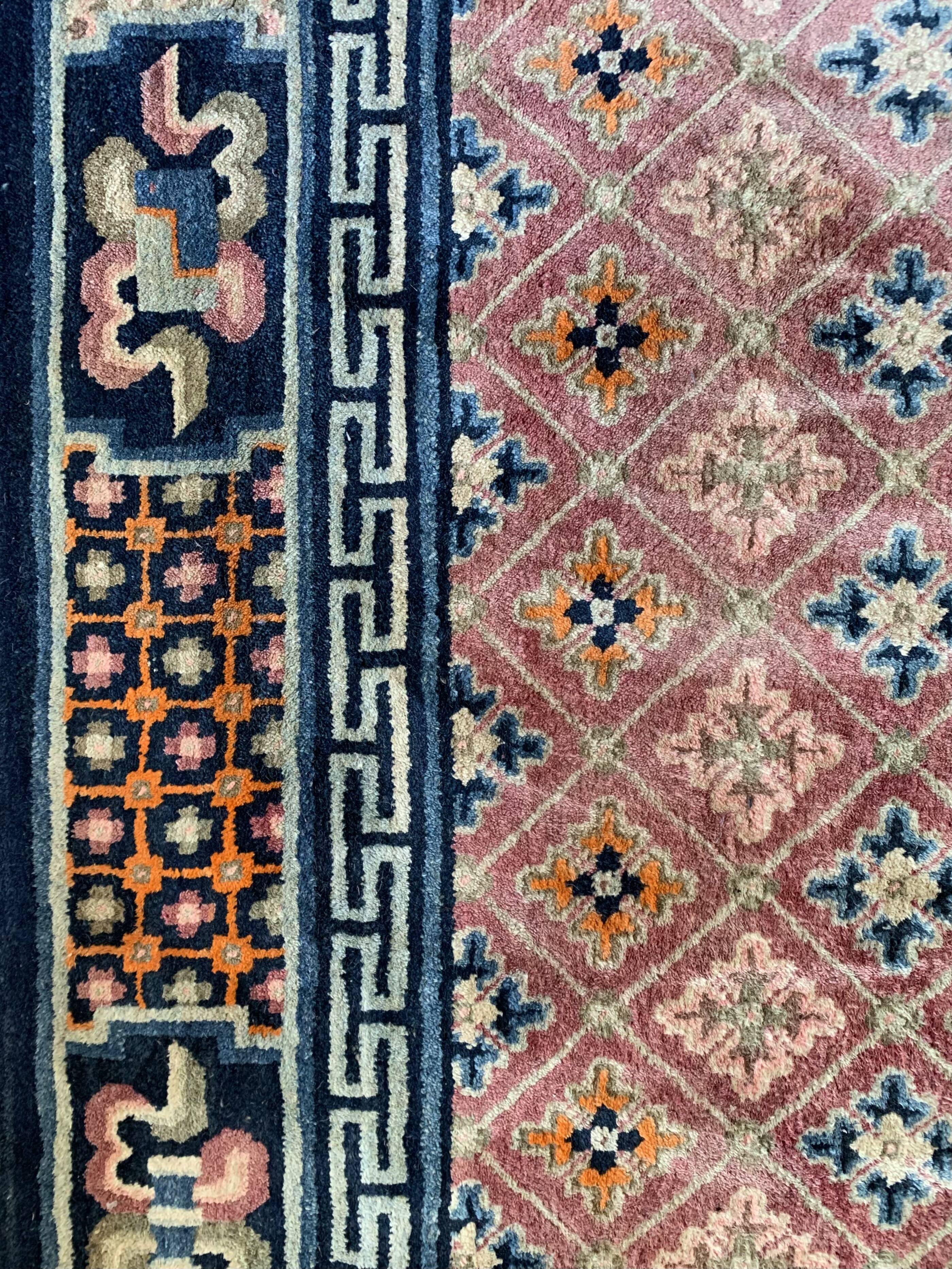 Handmade oriental carpet in wool 134 cm x 215 cm