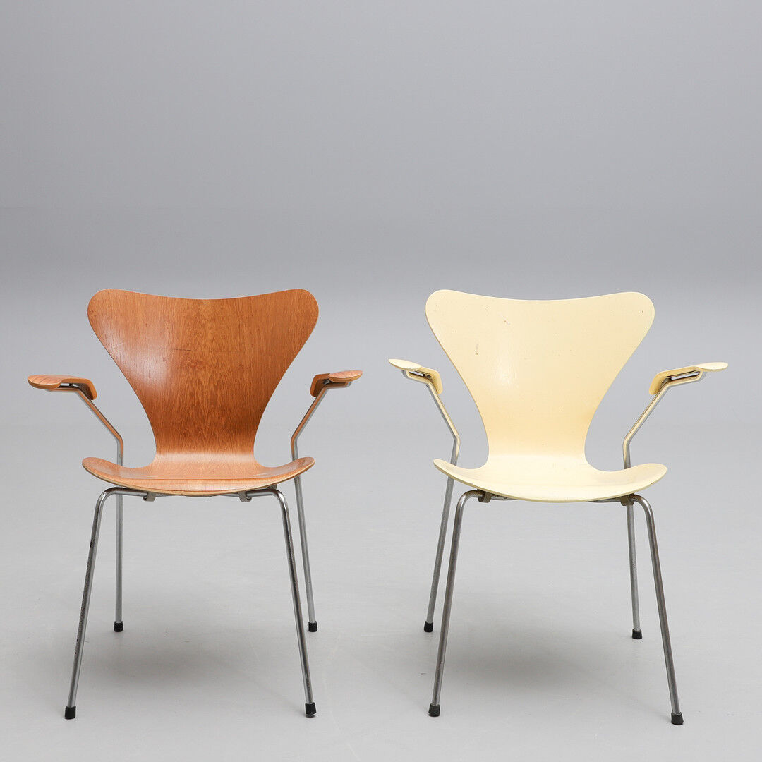 2 chairs Arne Jacobsen "sjuan" Fritz Hansen