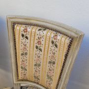 Série de 4 chaises de style Louis XVI ancienne