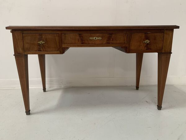Bureau de style Directoire en acajou et placage XX siècle