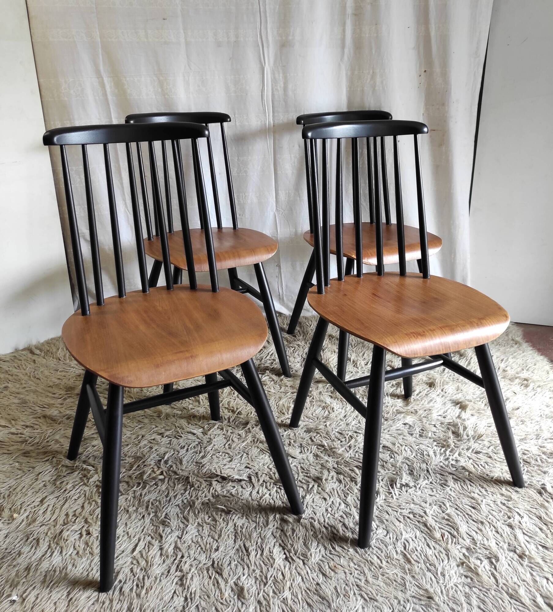 Set of 4 Scandinavian chairs Fanett by Ilmari Tapiovaara – 60s