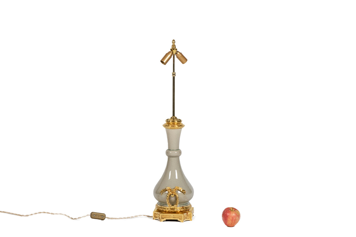 Lamp in bronze and celadon porcelain, circa 1880