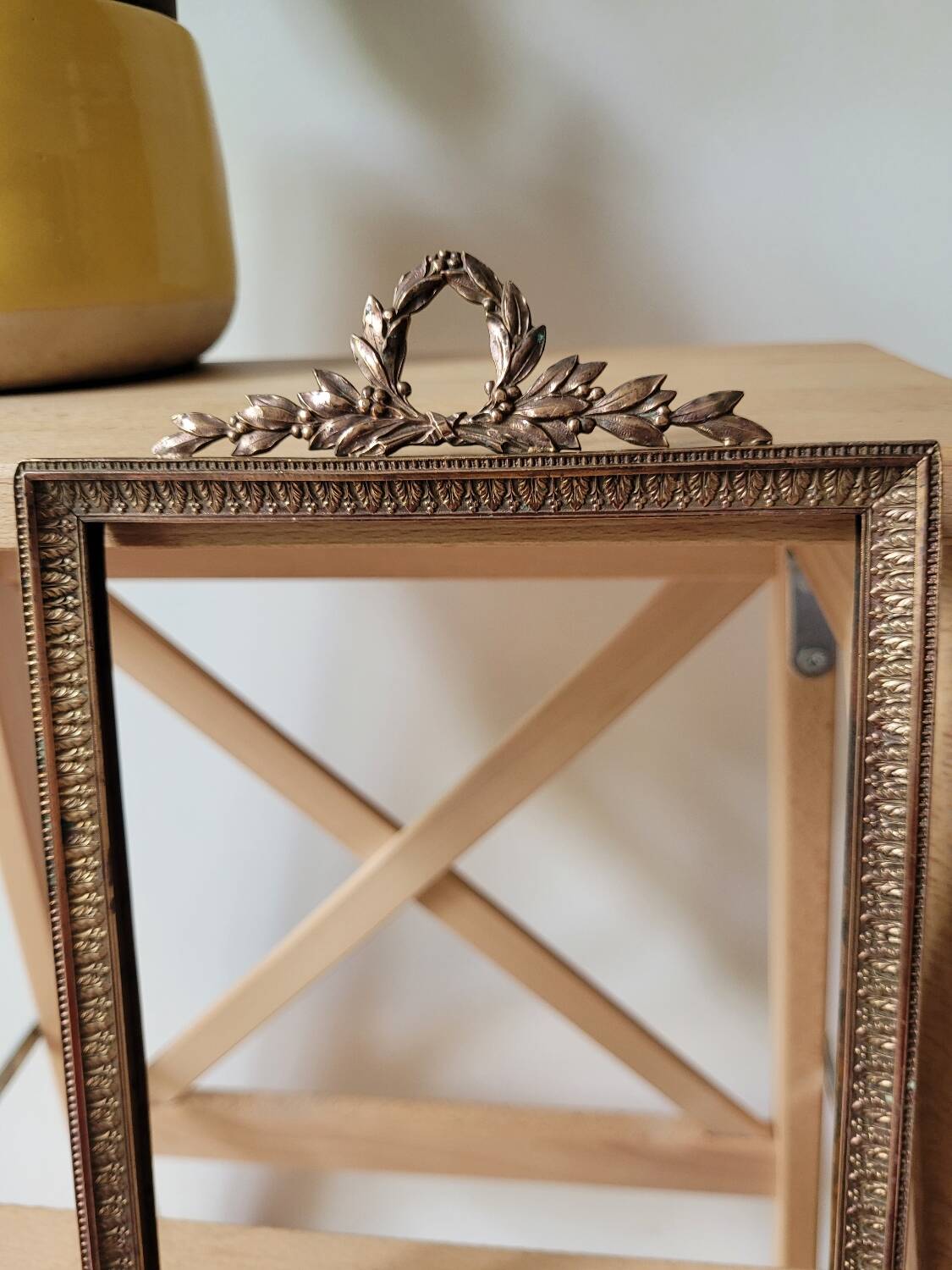 Louis XVI brass knot frame