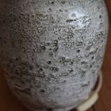 Huguette Bessone laying lamp