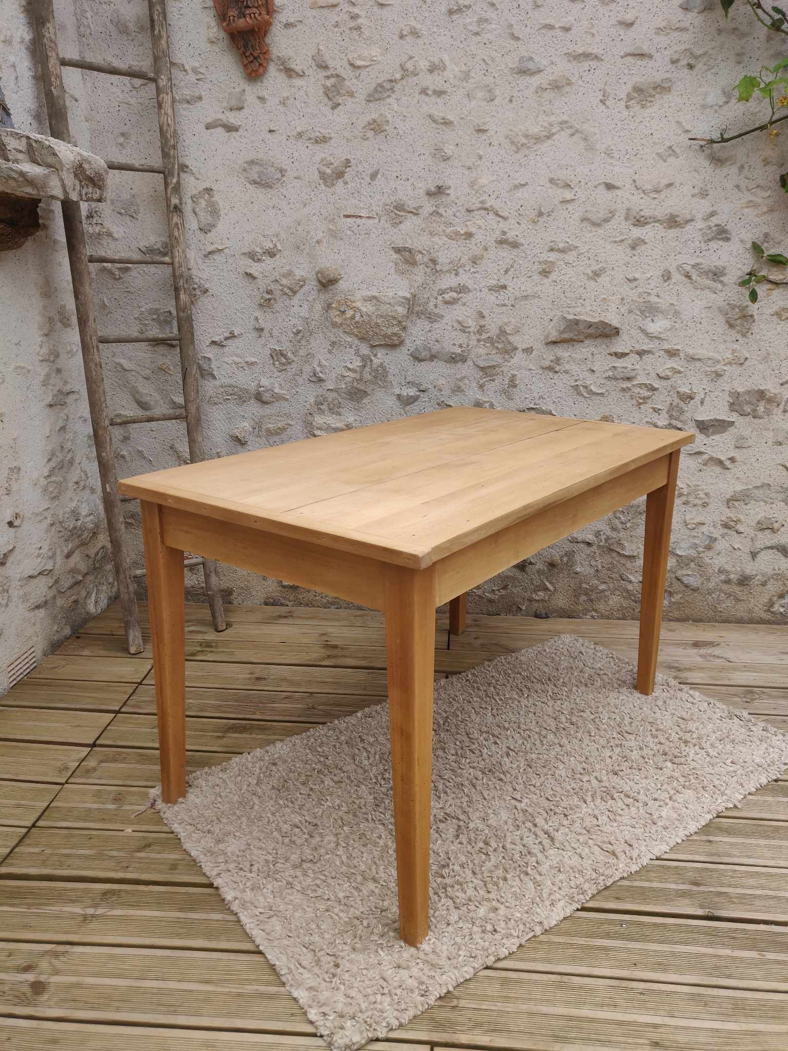 Farmhouse table