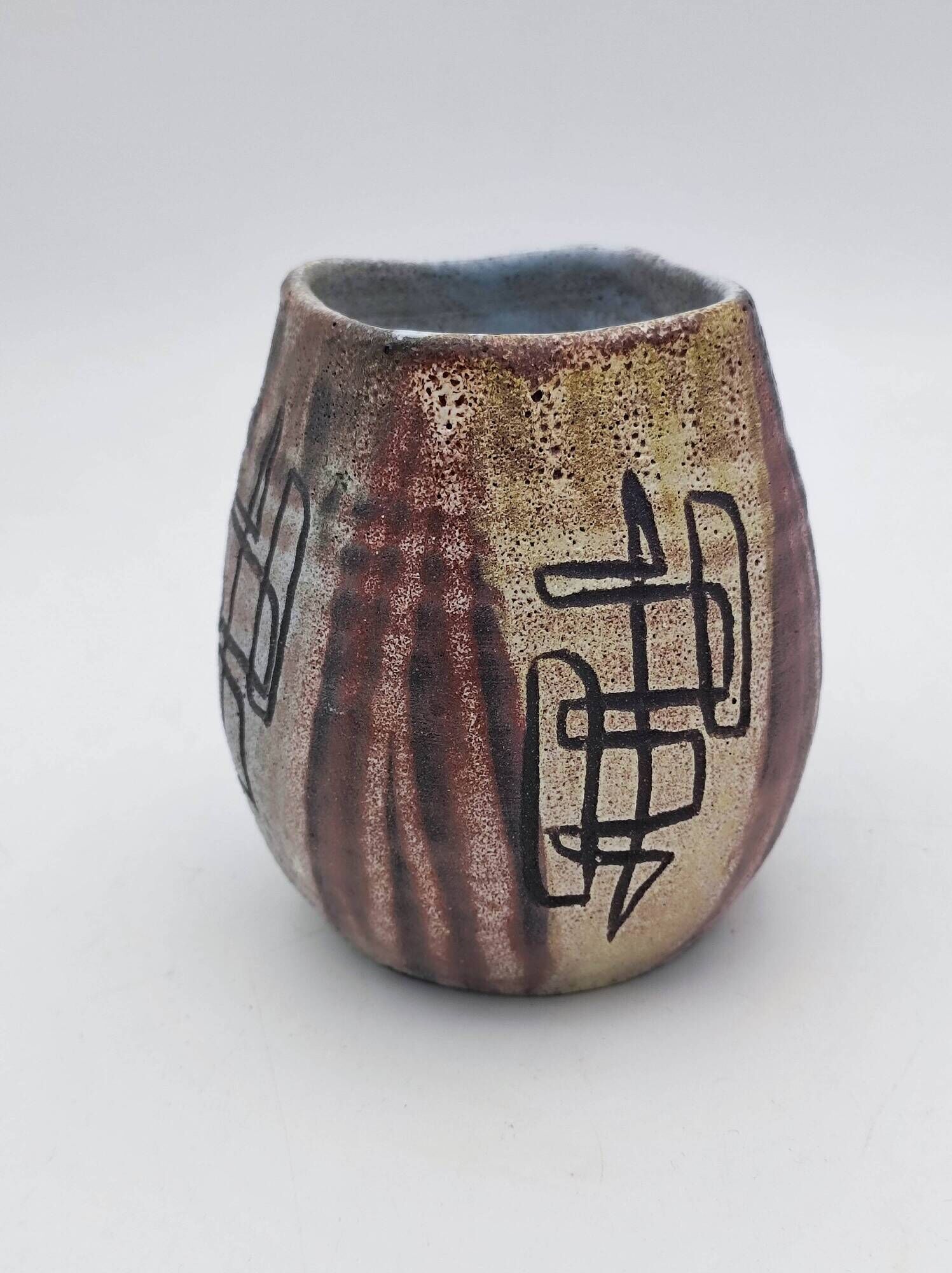 Vase Accolay motifs graphiques