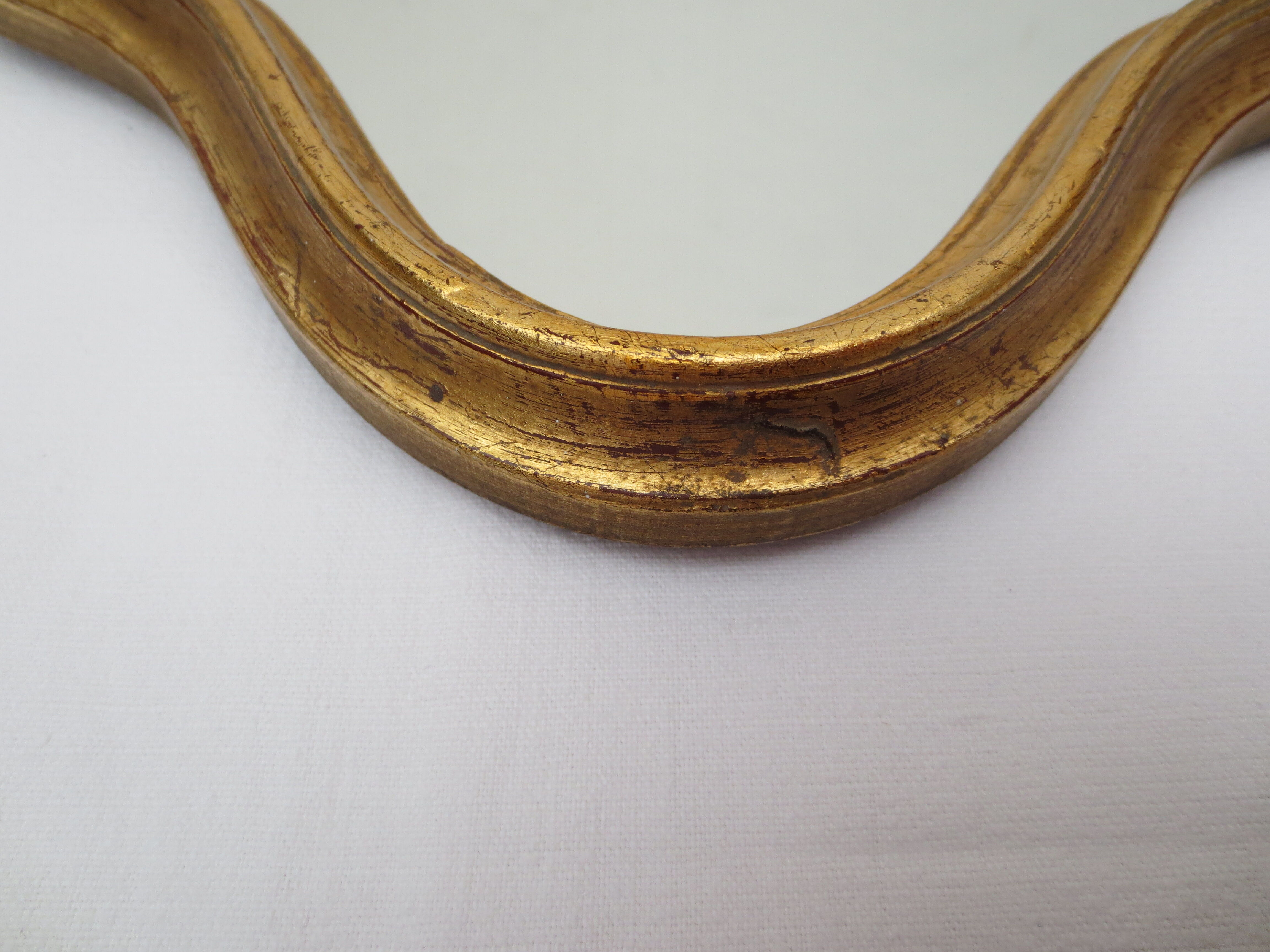 Ancien miroir de style  en bois tour doré, 41x27 cm