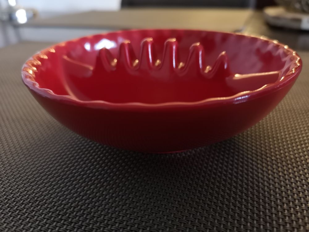 Red Melamine Ashtray Willert Home - USA- 1970s