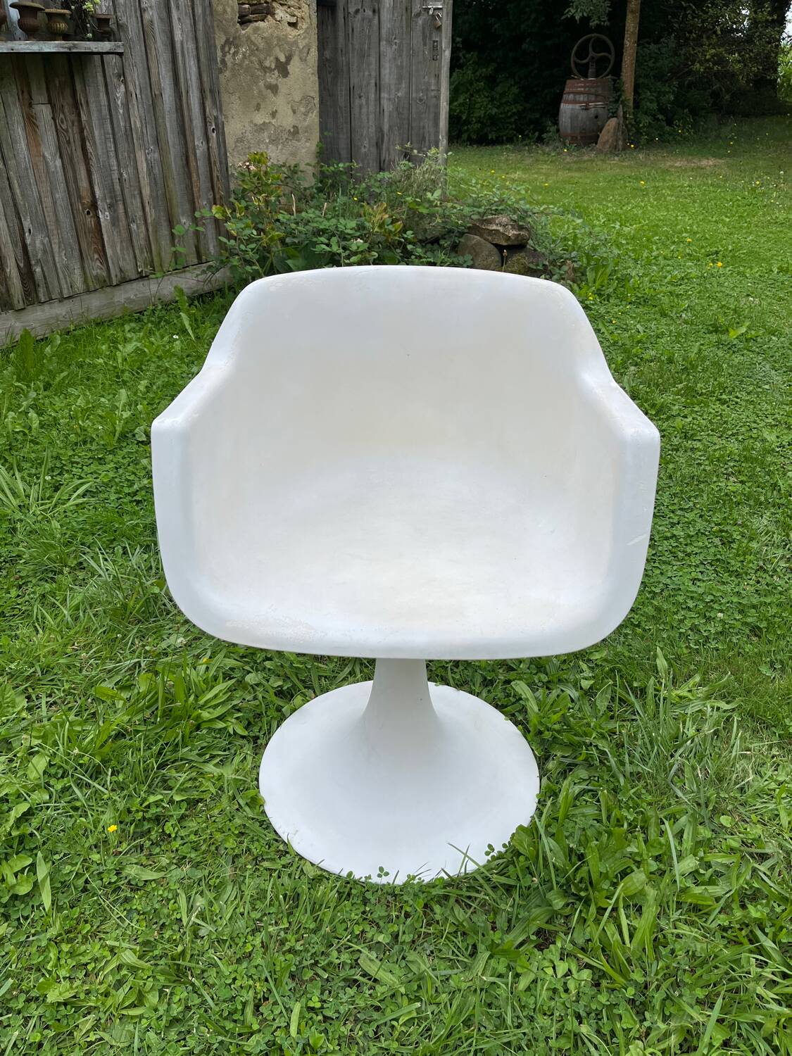 Grosfillex armchair