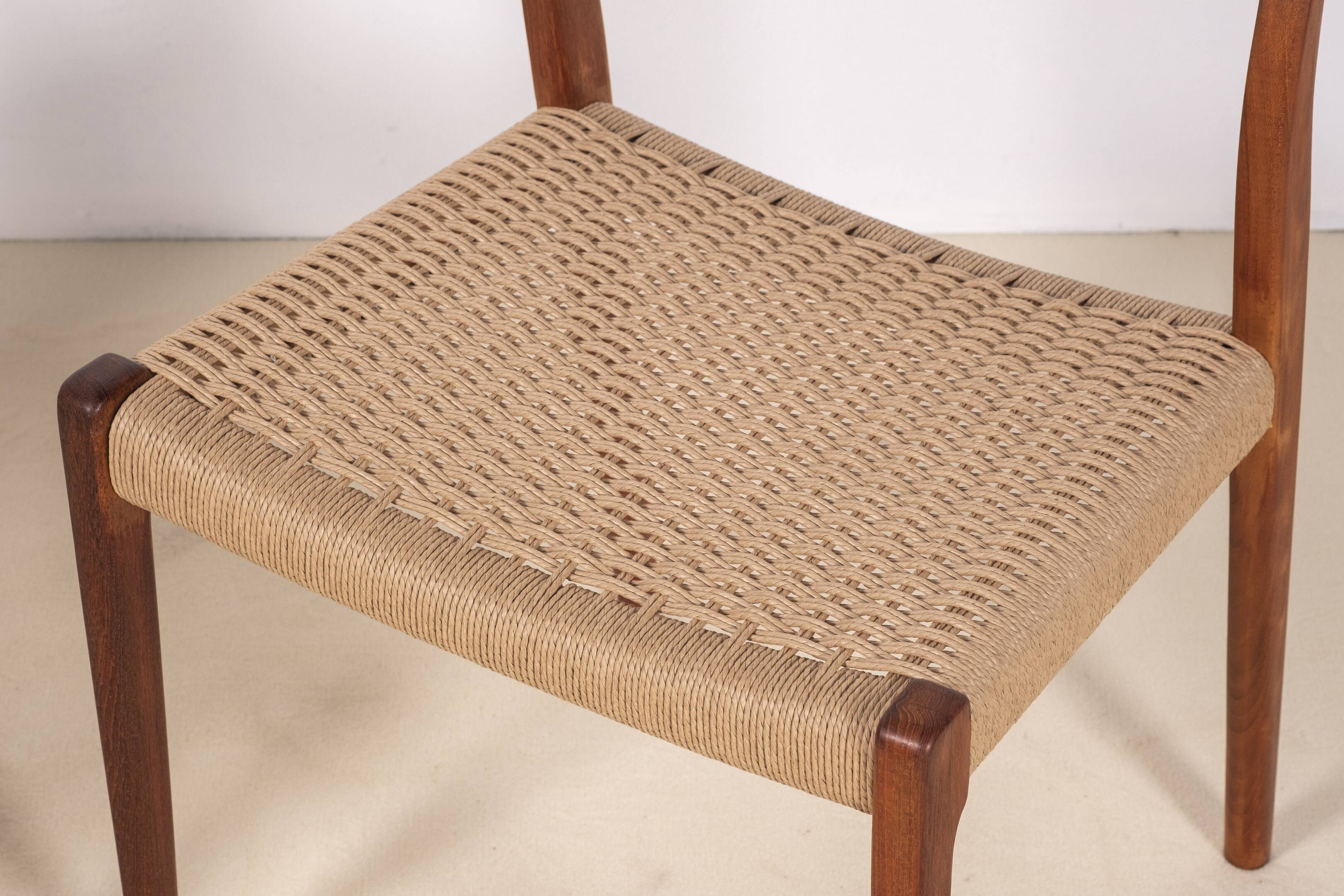 6x Niels Møller Model 71 teak, 1960s, Denmark