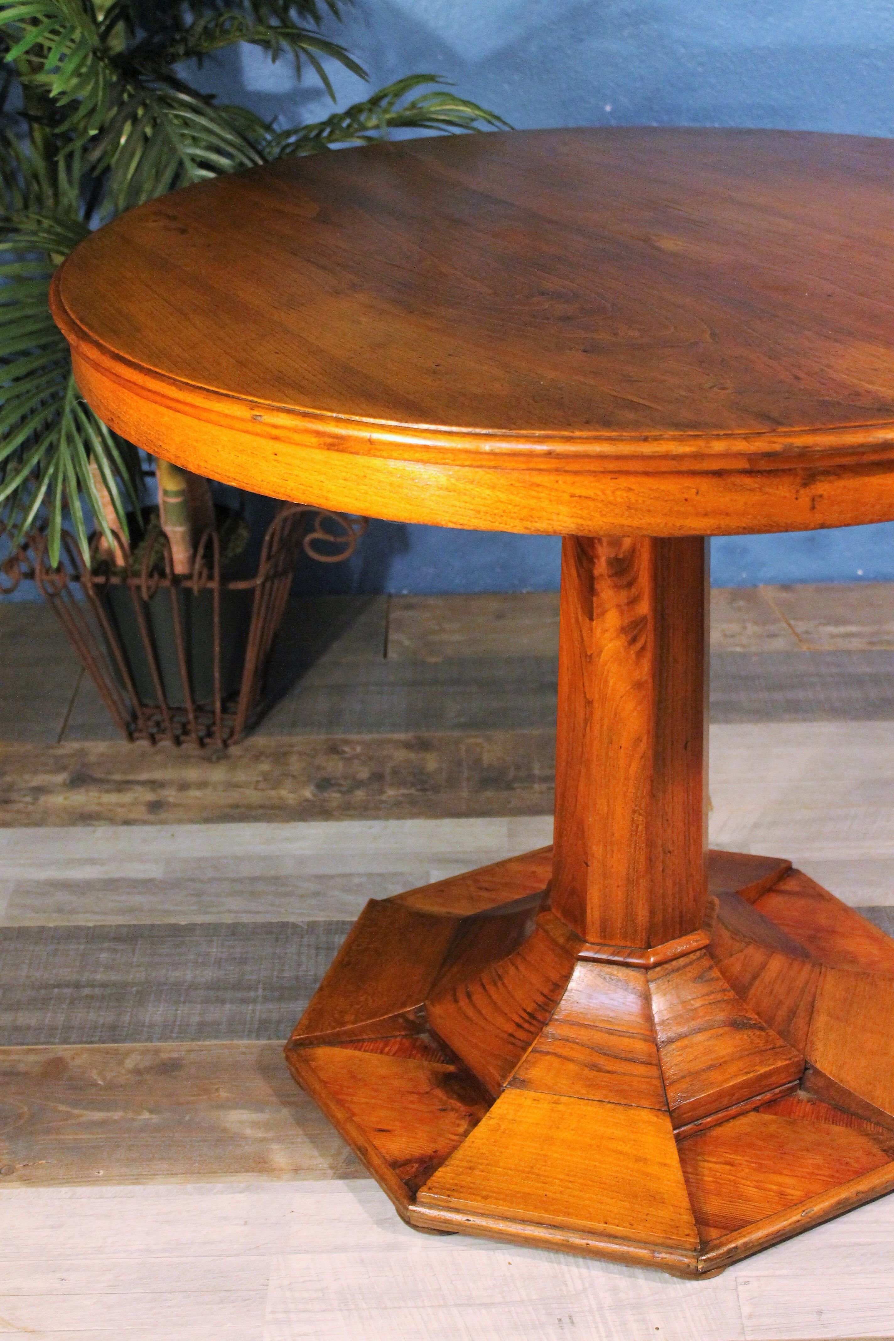 1930s lounge table