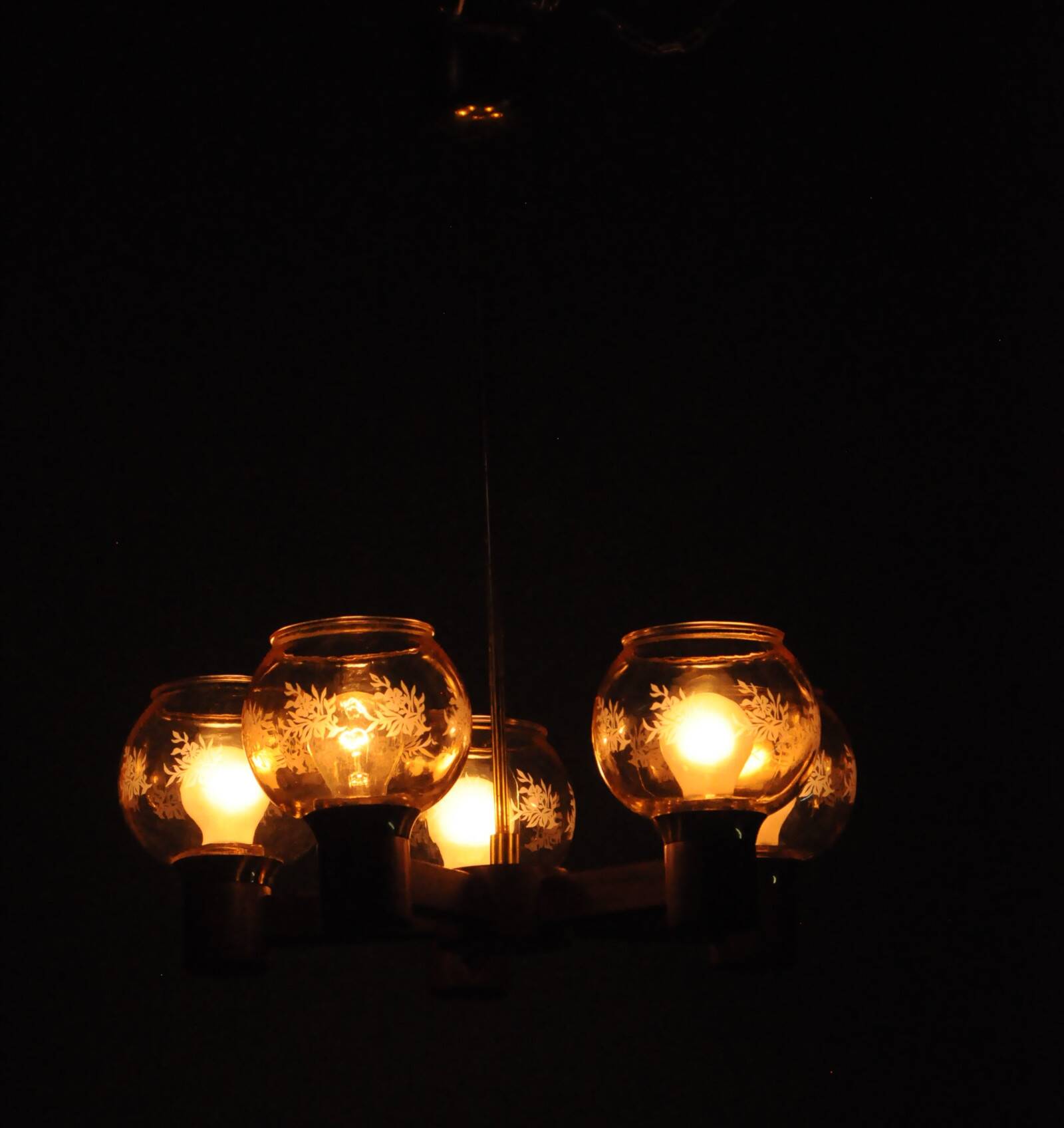 Scandinavian chandelier in mahogany wood and brass