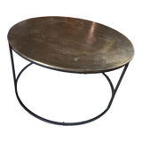 Table ronde en métal