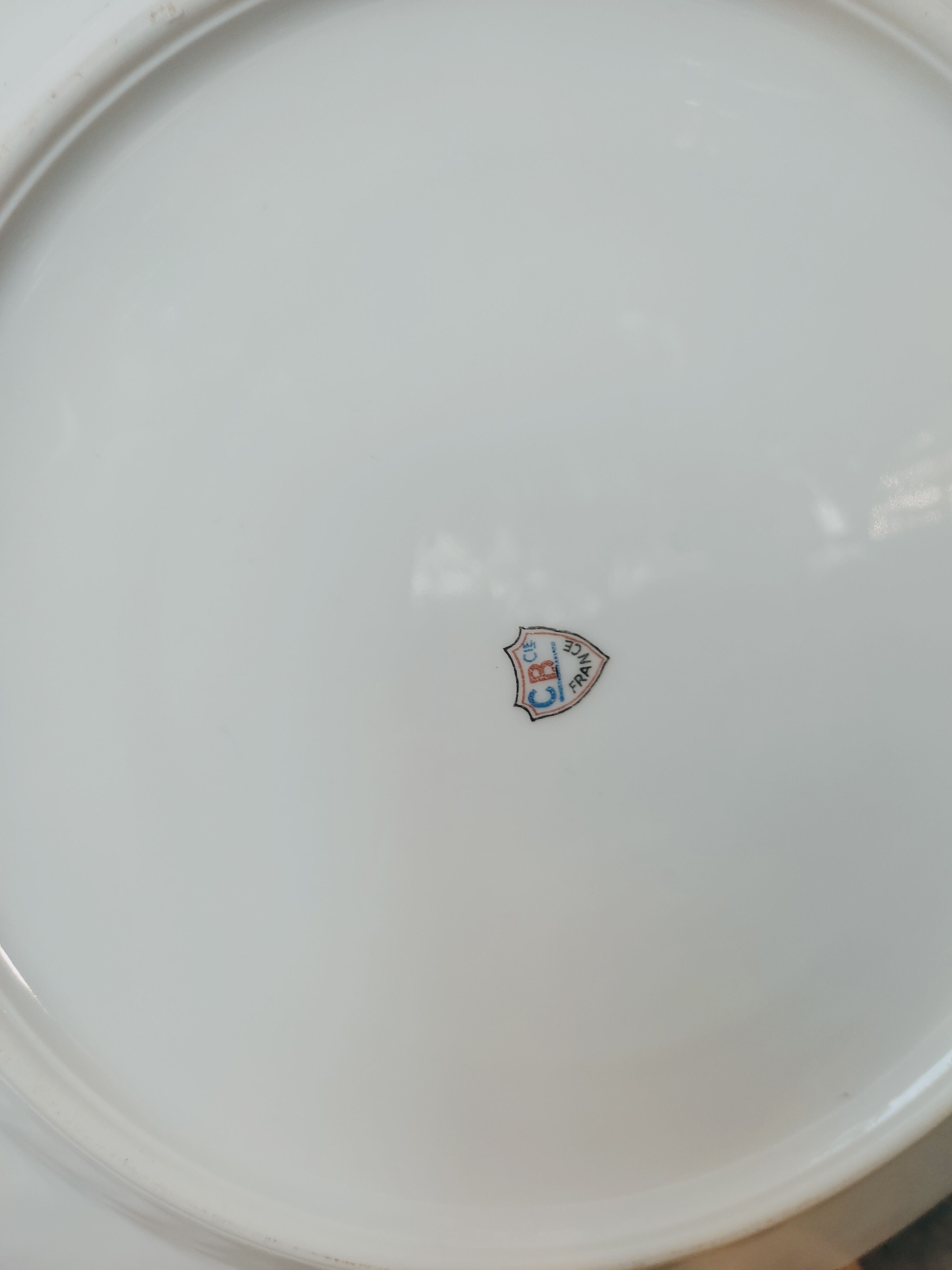 Porcelain dish with poppies