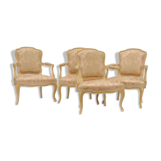 Set de 4 fauteuils cabriolets de style Louis XV