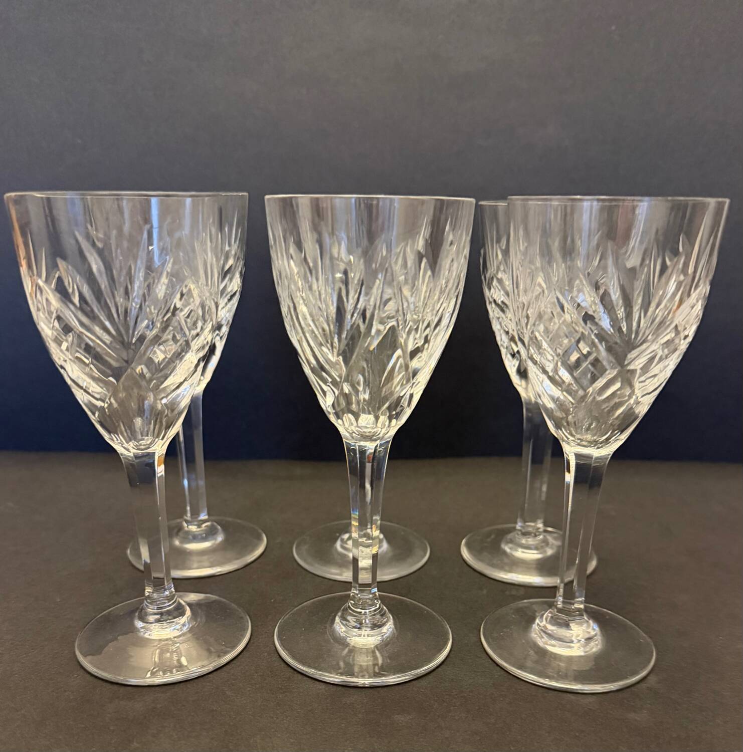6 crystal wine glasses Saint Louis Chantilly