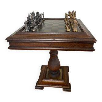 Chess set, Napoleon and Josephine, solid metal pieces