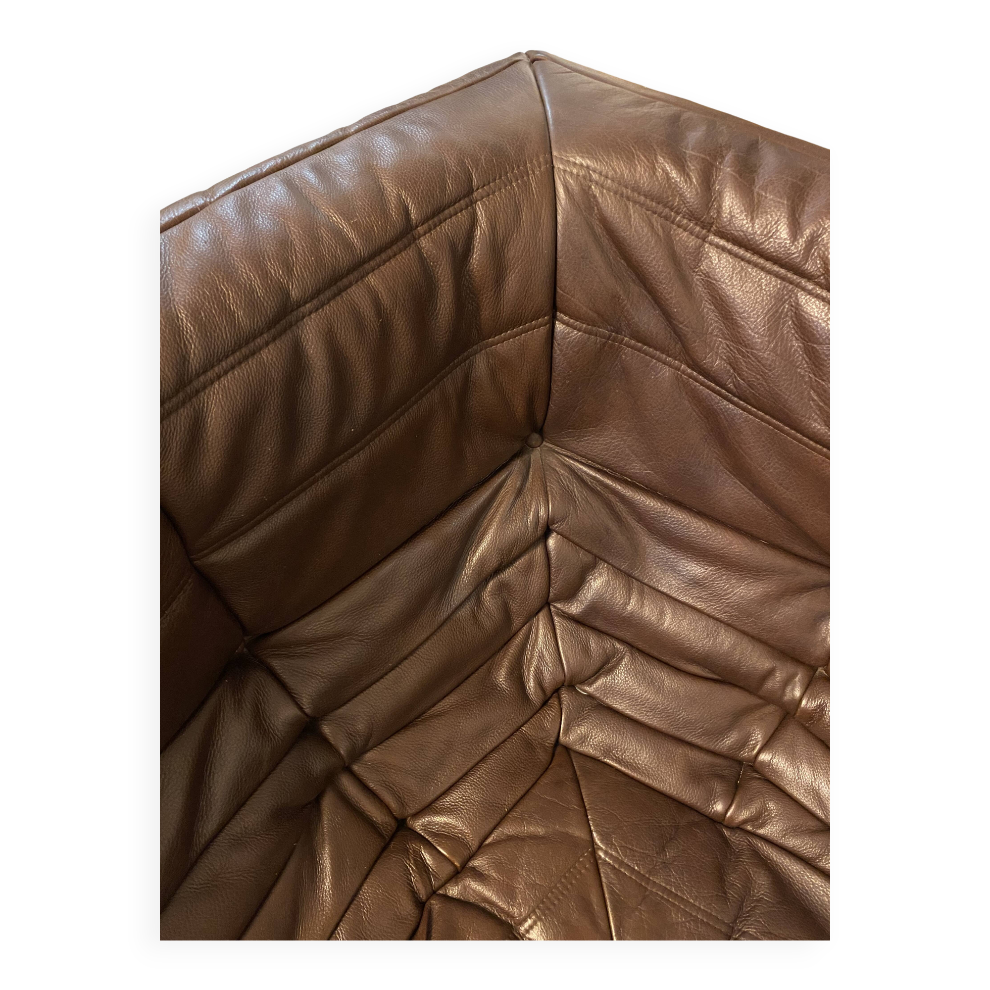 Chauffeuse cuir Togo ligne roset