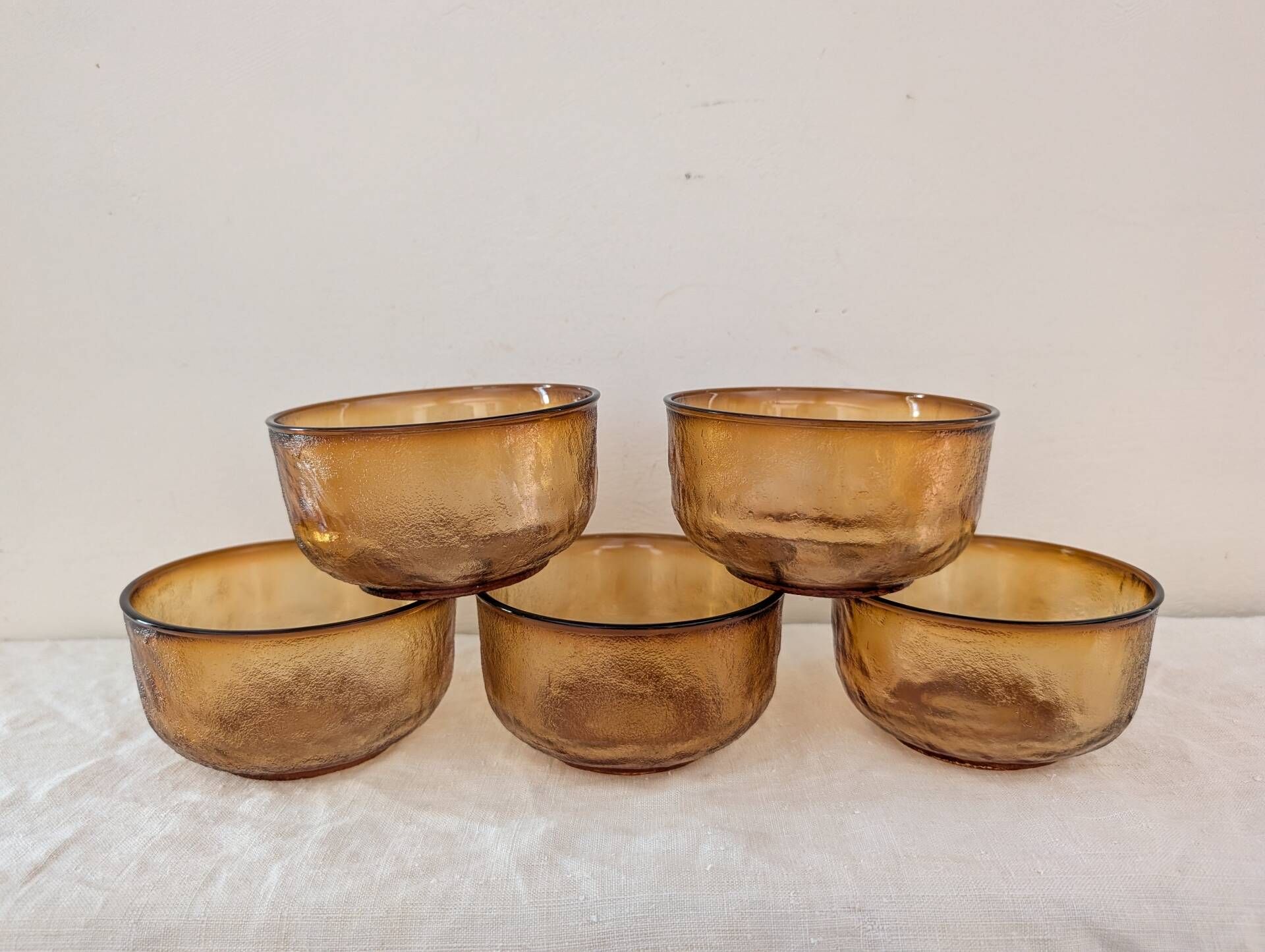 5 textured amber glass bowls – France, 1970s