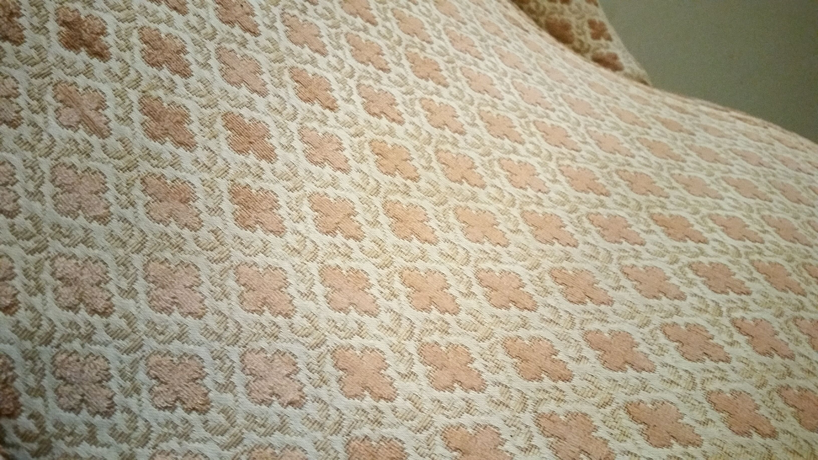 Chair wing chair has ears and has system relaxation 50/60s