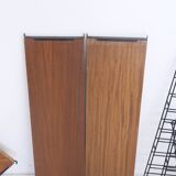 Corner shelf by Tomado