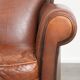 Set of 2 comfortable sheepskin armchairs with a timeless look