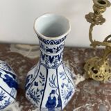 Pair of Deldt vases, Japanese vase, Netherlands