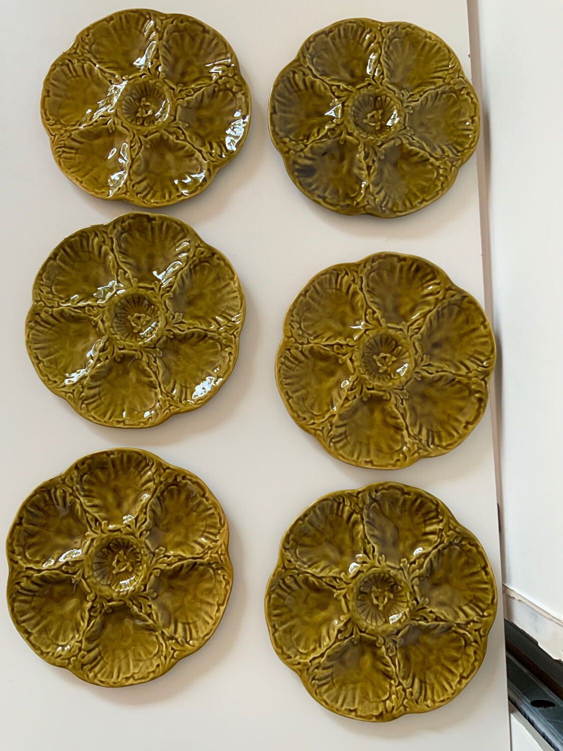 Oyster plates