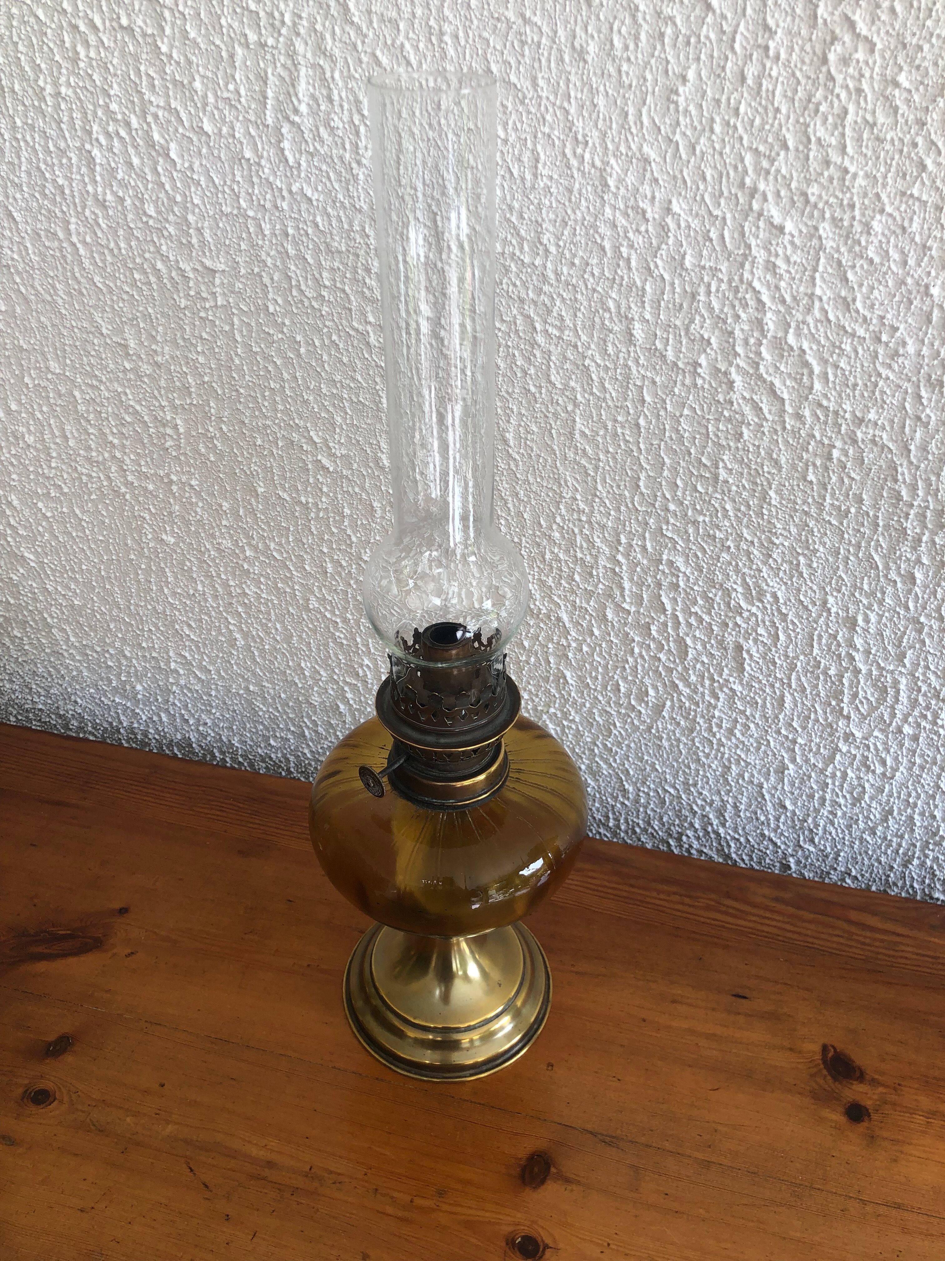 Oil lamp