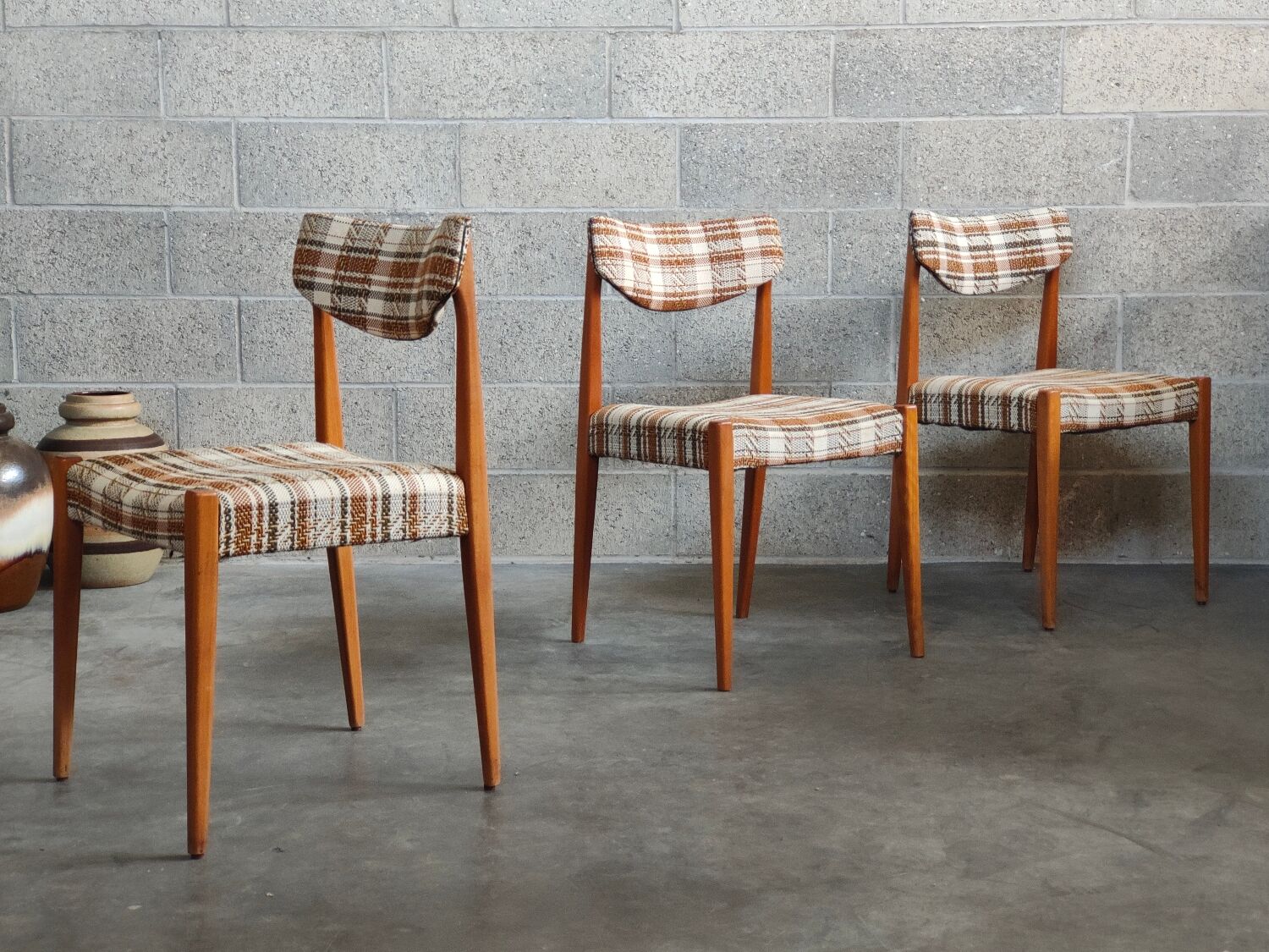 Lot de 3 chaises style scandinave tissu et bois