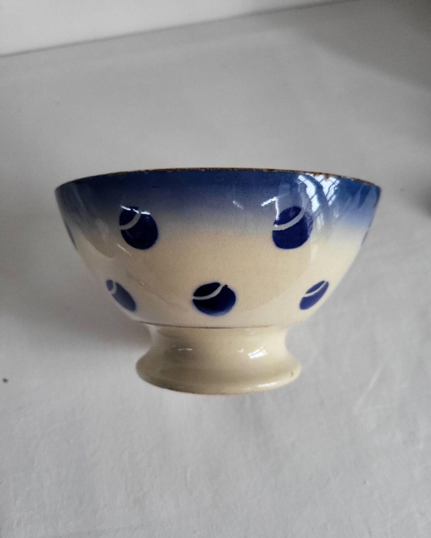 Antique Lunéville earthenware bowl KG with blue polka dots