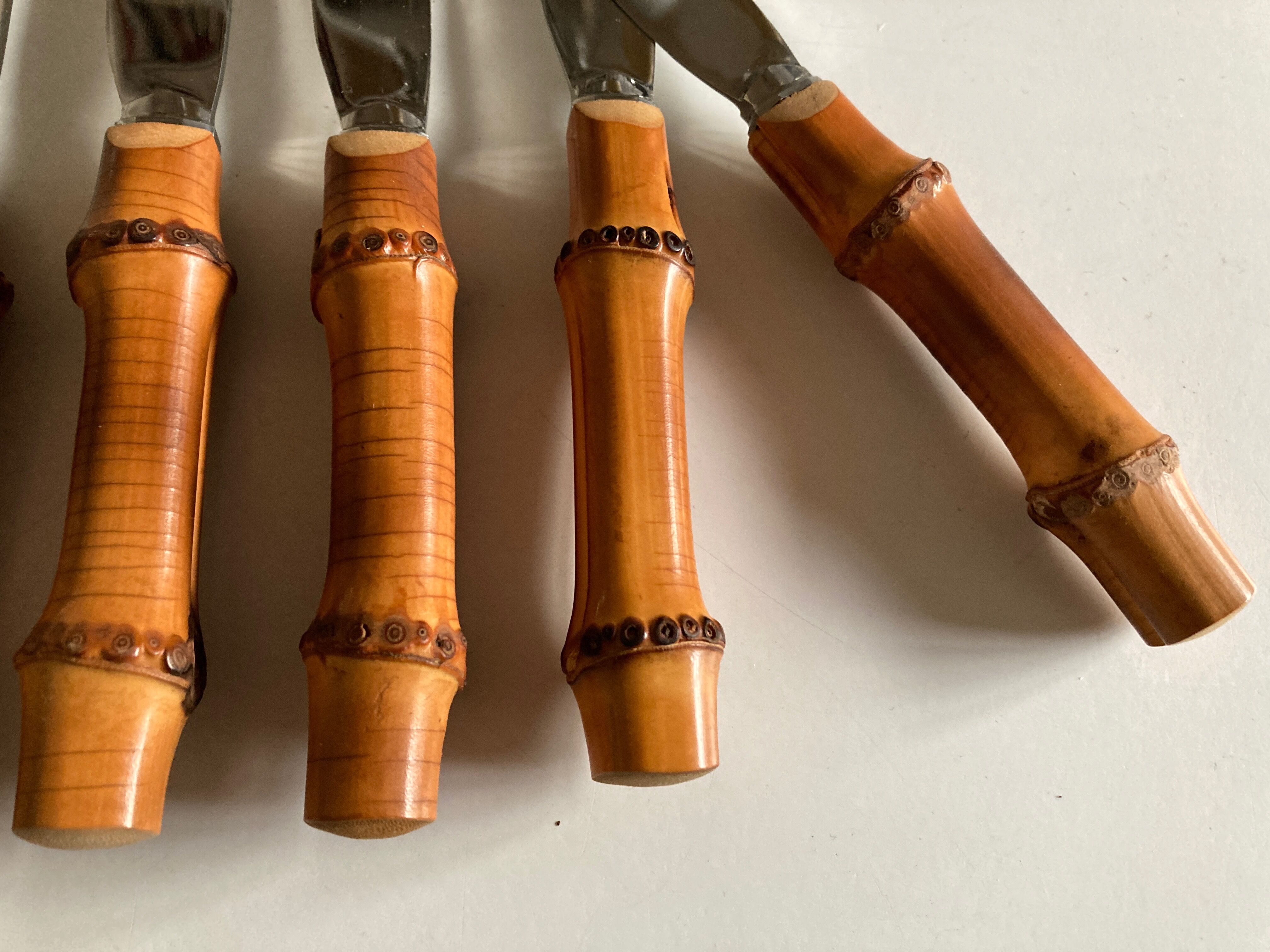 Set de 12 couteaux bambou 1960
