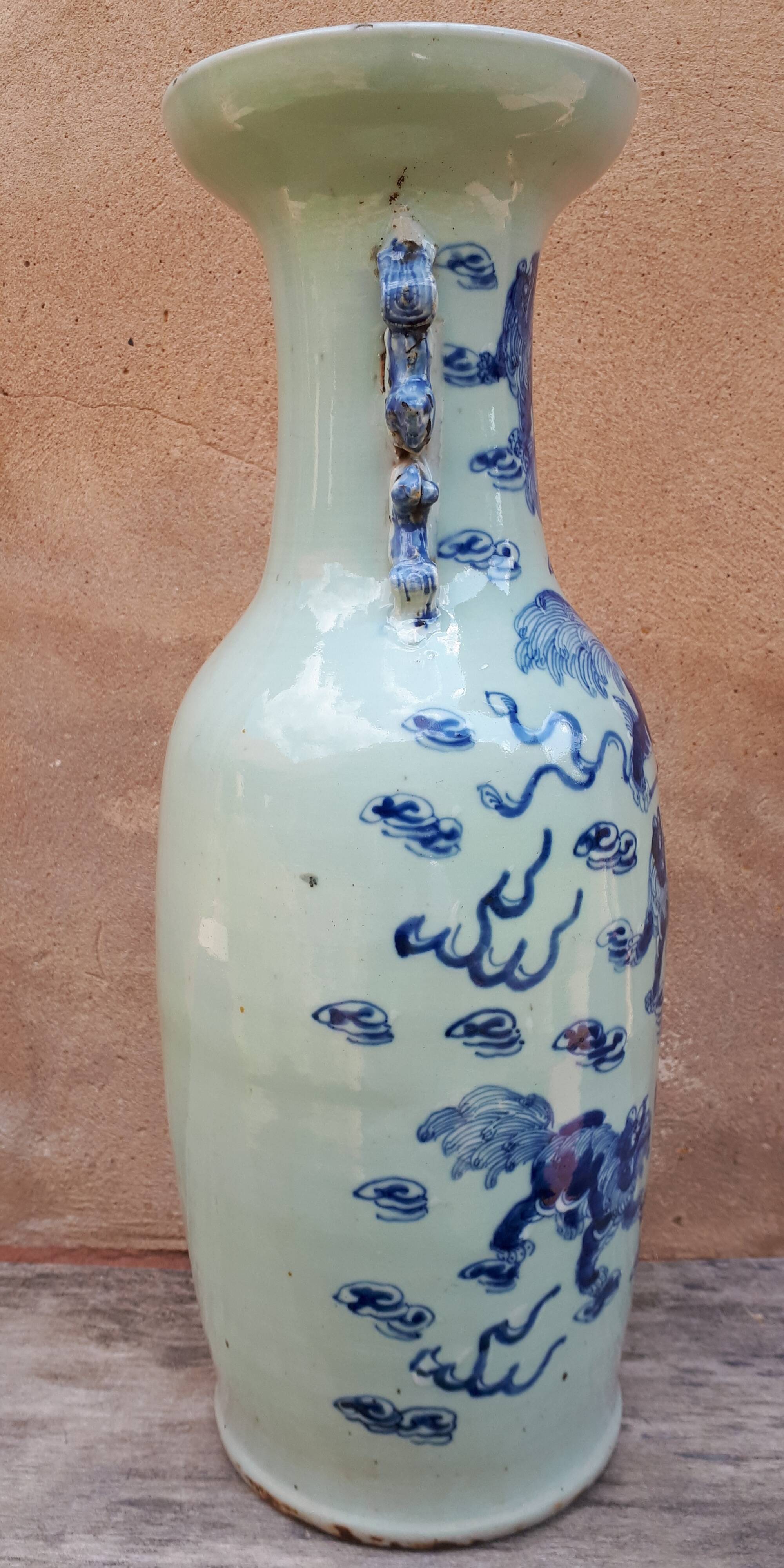 Large Chinese Celadon Vase with Shishi Decor, 19th Century China