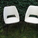 Lot de 2 chaises modèle tonneau vintage 1950