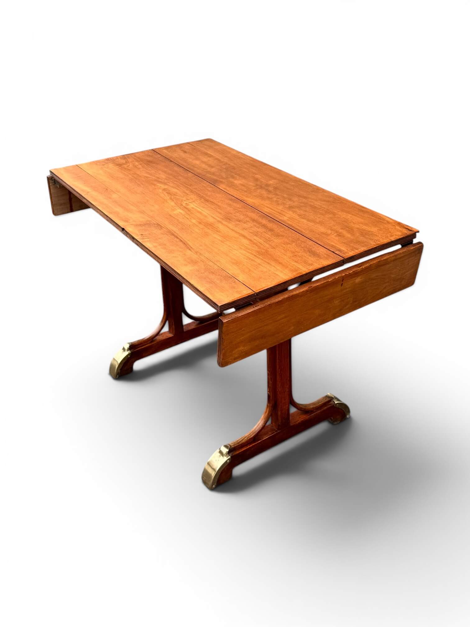 Old Thonet bistro table with drop-leaves.