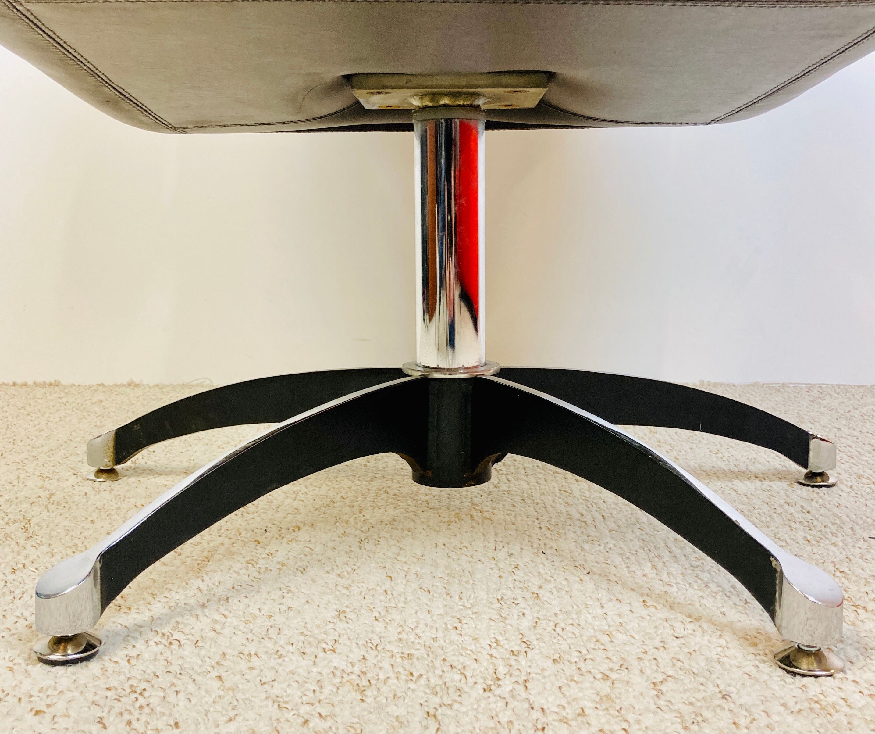 Office armchair design Martin Stoll, 1970.