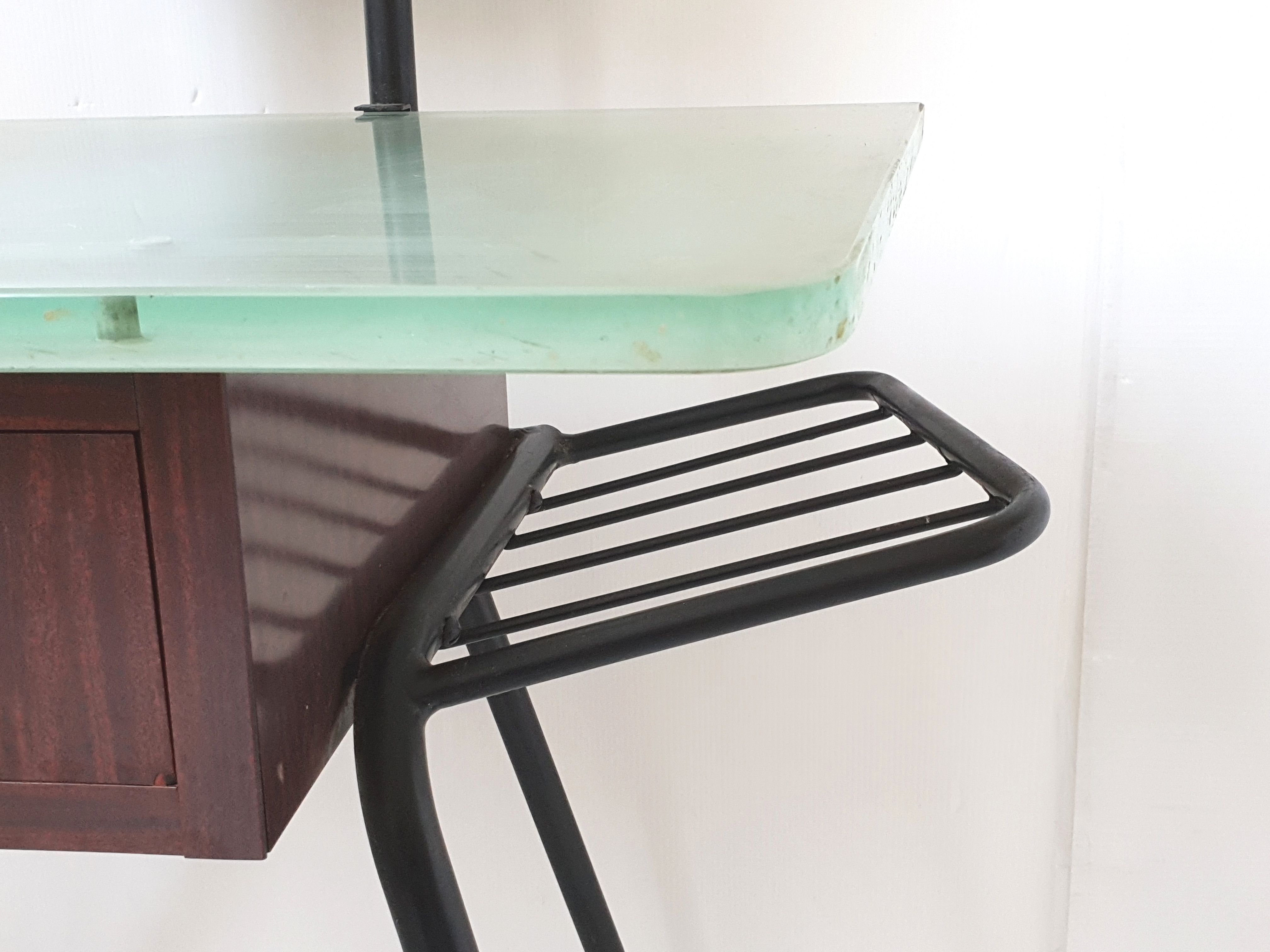 Vintage 1950 hairdresser