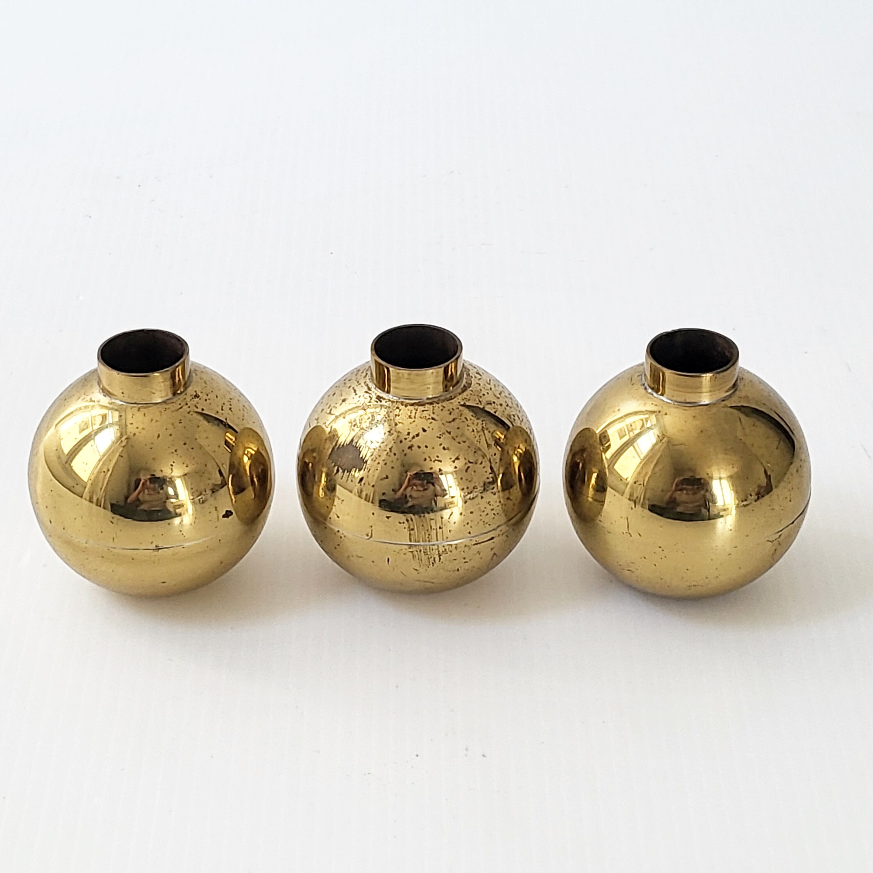 Suite of 3 candle holders in vintage solid brass 1950