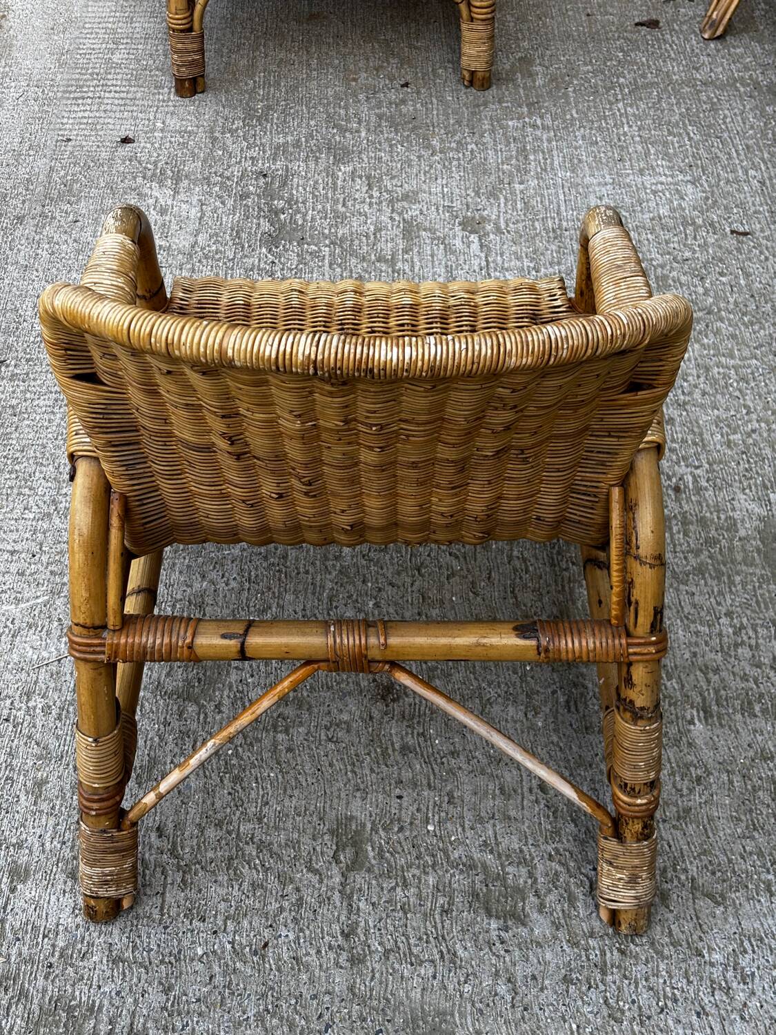 Vintage rattan garden furniture – complete set with sofa and armchairs.